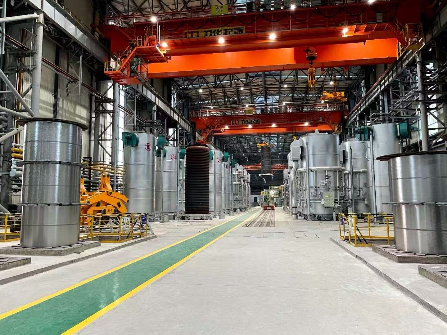 Hydrogen bell annealing furnace bay